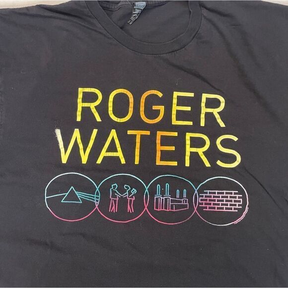 Roger Waters Graphic T-shirt Women Large Black Short Sleeve Music - Picture 2 of 6